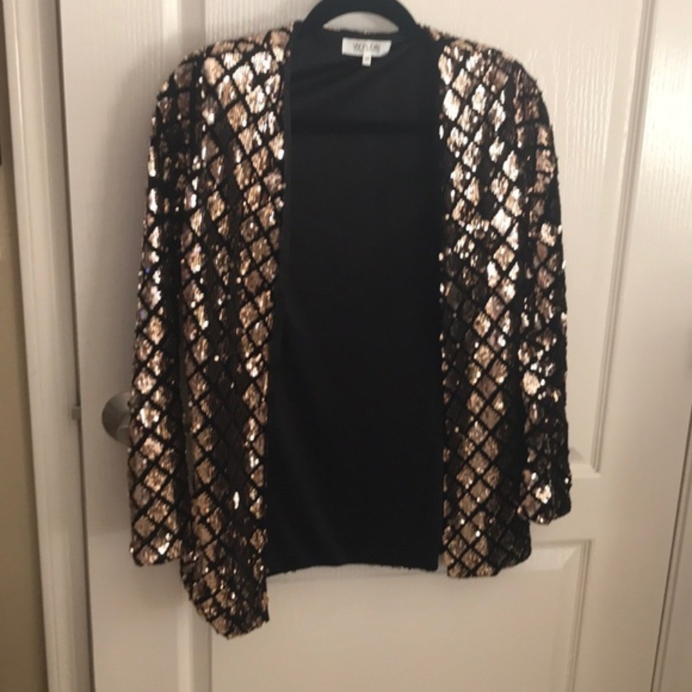 Elegant sweater with rose gold sequins by WYLDR